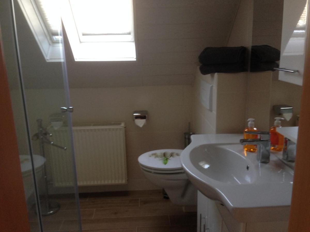 Heisa Apartment Bitzen Екстериор снимка