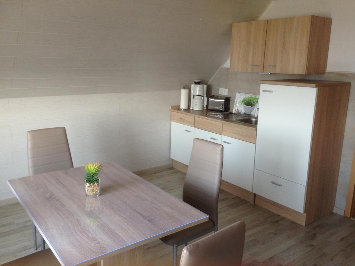 Heisa Apartment Bitzen Екстериор снимка