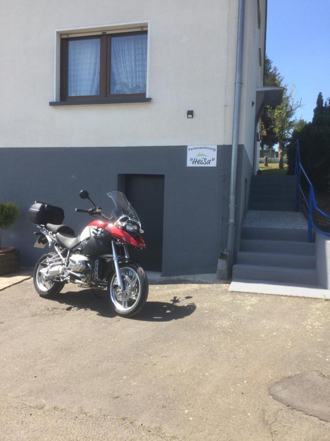 Heisa Apartment Bitzen Екстериор снимка